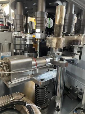 Machine automatique de fabrication de tasses de papier à grande vitesse à double paroi, machine à former une tasse de café en papier 120-150 pièces/m2