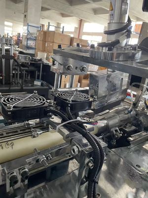 1900 kg Machine automatique à haute vitesse à ultrasons pour fabriquer des tasses de café en papier