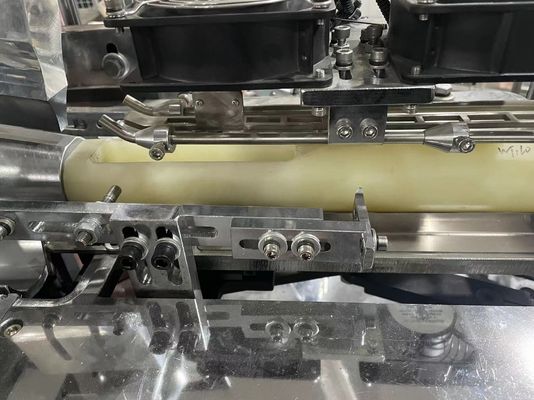 Allemagne Machine de fabrication de tasses de thé en papier avec 70-90 pièces / min Vitesse entièrement automatique Double Wall Machine de fabrication de tasses de papier