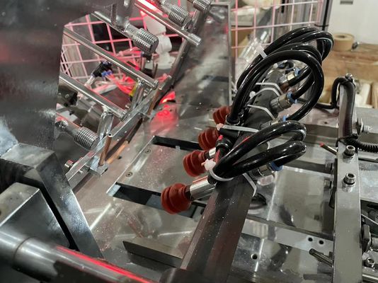 Puissante machine de fabrication de tasses de café jetables en papier de 4 kW entièrement automatique 70-90 pièces/min Fourniture d'alimentation 380V 50Hz